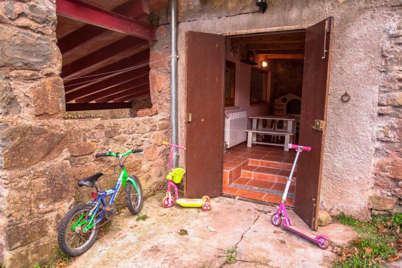 Riudaura La Cabana Del Moli De La Plana מראה חיצוני תמונה